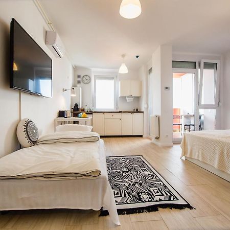 Fresh Studio In Central Oradea Leilighet Eksteriør bilde